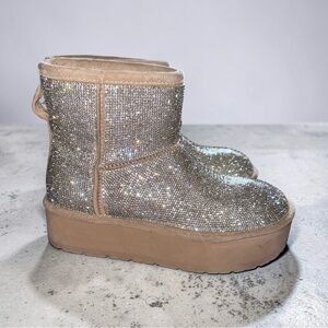 Madden Girl Silver Boots. Size 7 1/2.